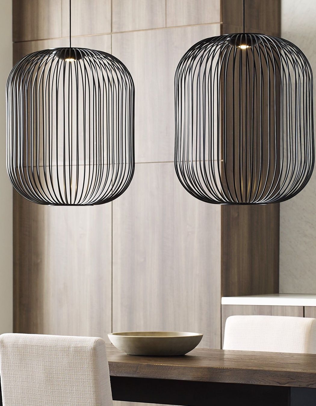 How many ceiling lights