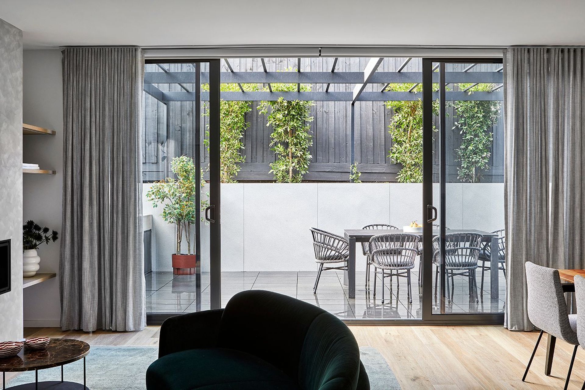 Lumiere, Black Rock by Lowe Living | Photography by Dave Kulesza