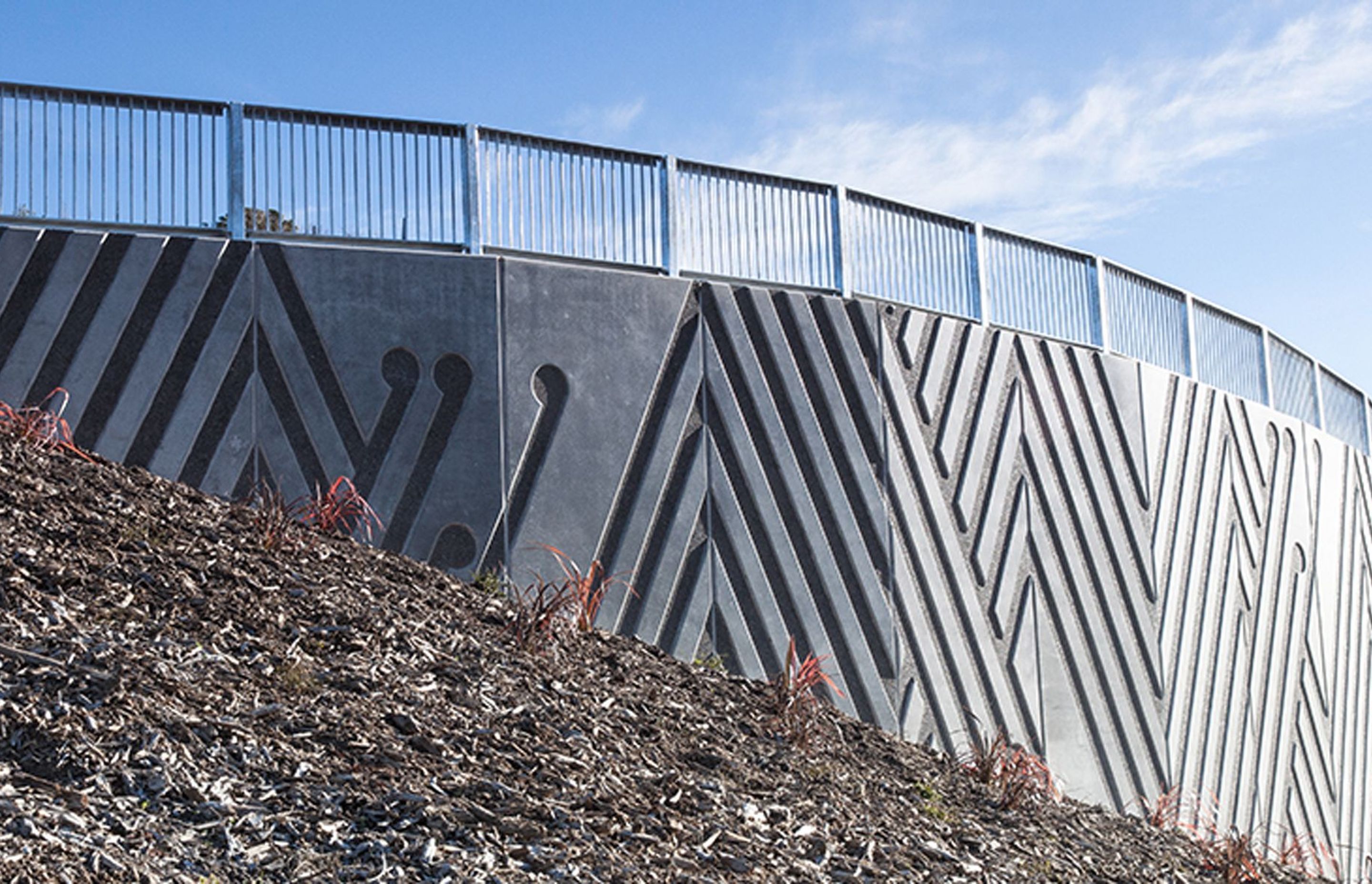 Te Kakakura Retaining Wall