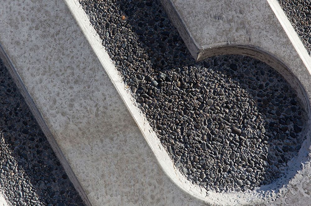 Te Kakakura Retaining Wall