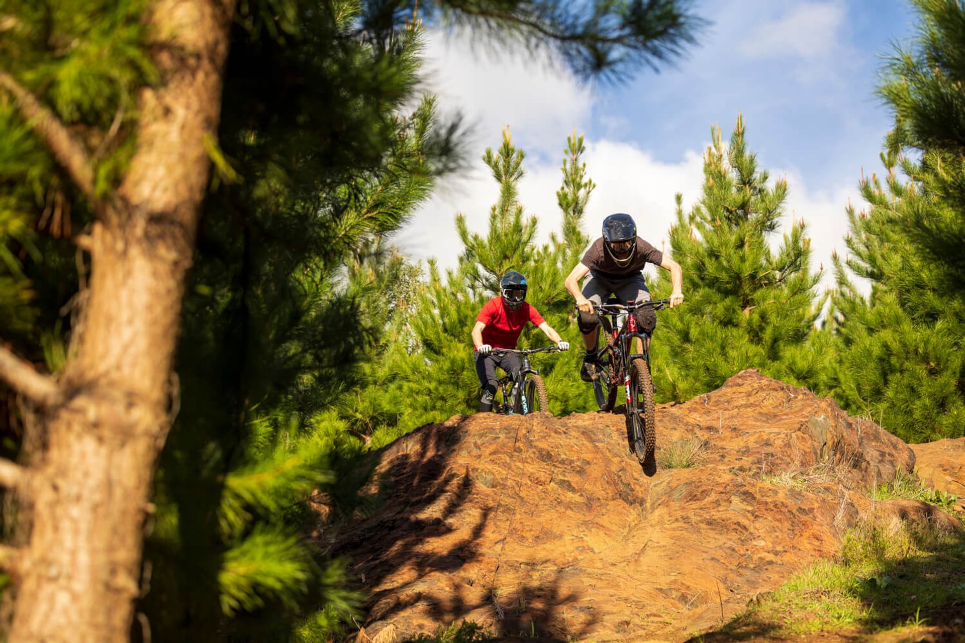 Gravity Enduro South Australia is dedicated to bringing gravity enduro mountain biking to Adelaide and its surrounding areas.