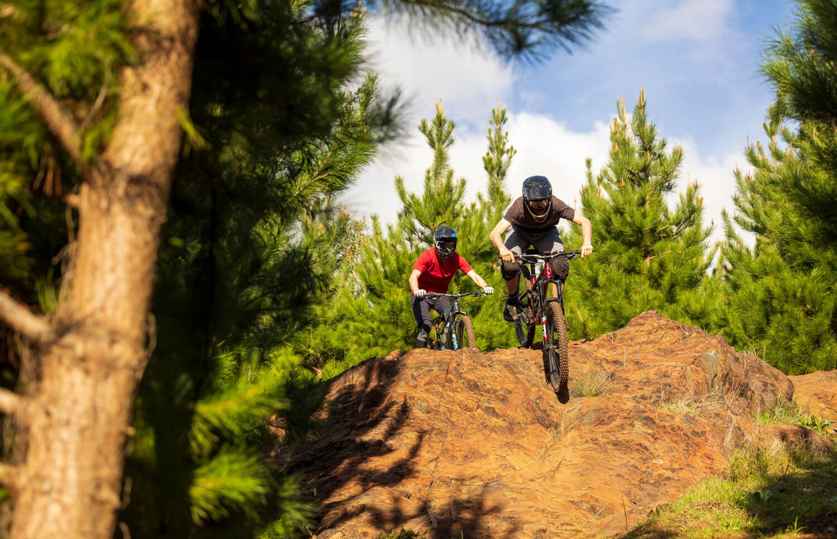 Gravity Enduro South Australia is dedicated to bringing gravity enduro mountain biking to Adelaide and its surrounding areas.