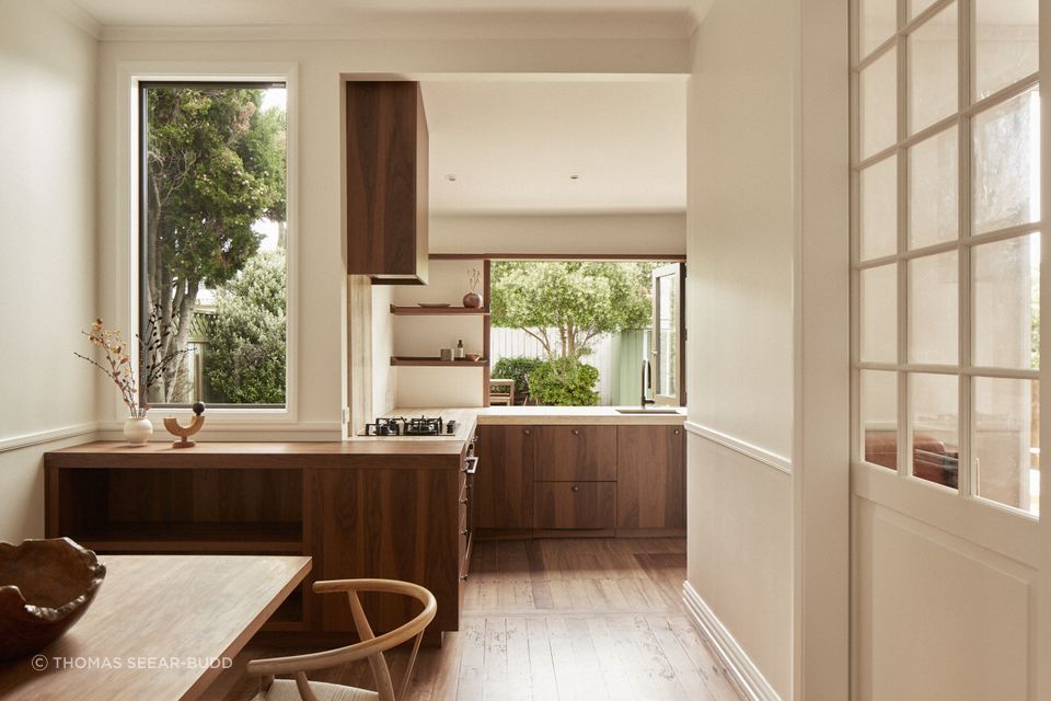 Kilbirnie Residence by Seear-Budd Ross & Woodhaus Joinery | Smoked Walnut Veneer