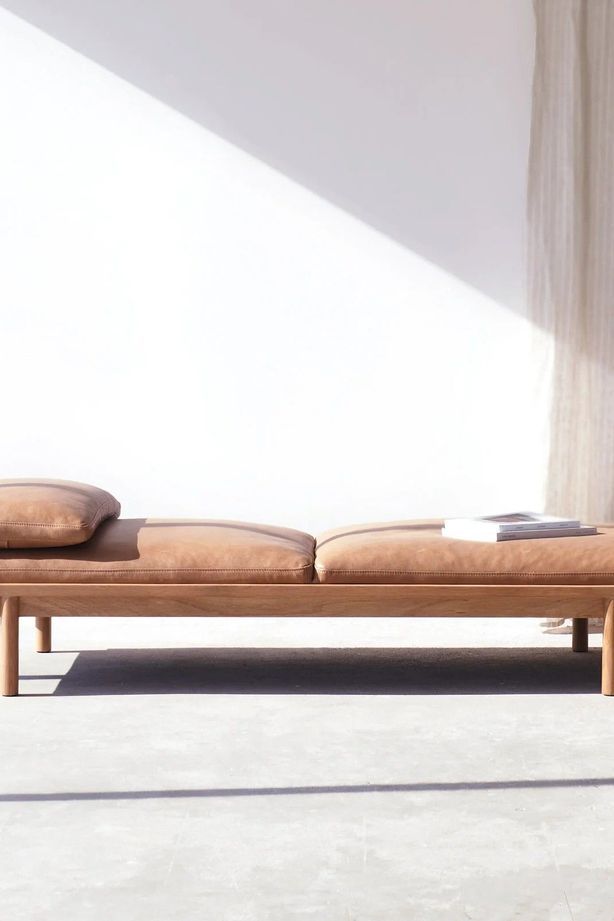 Pensive daybed for Tolv