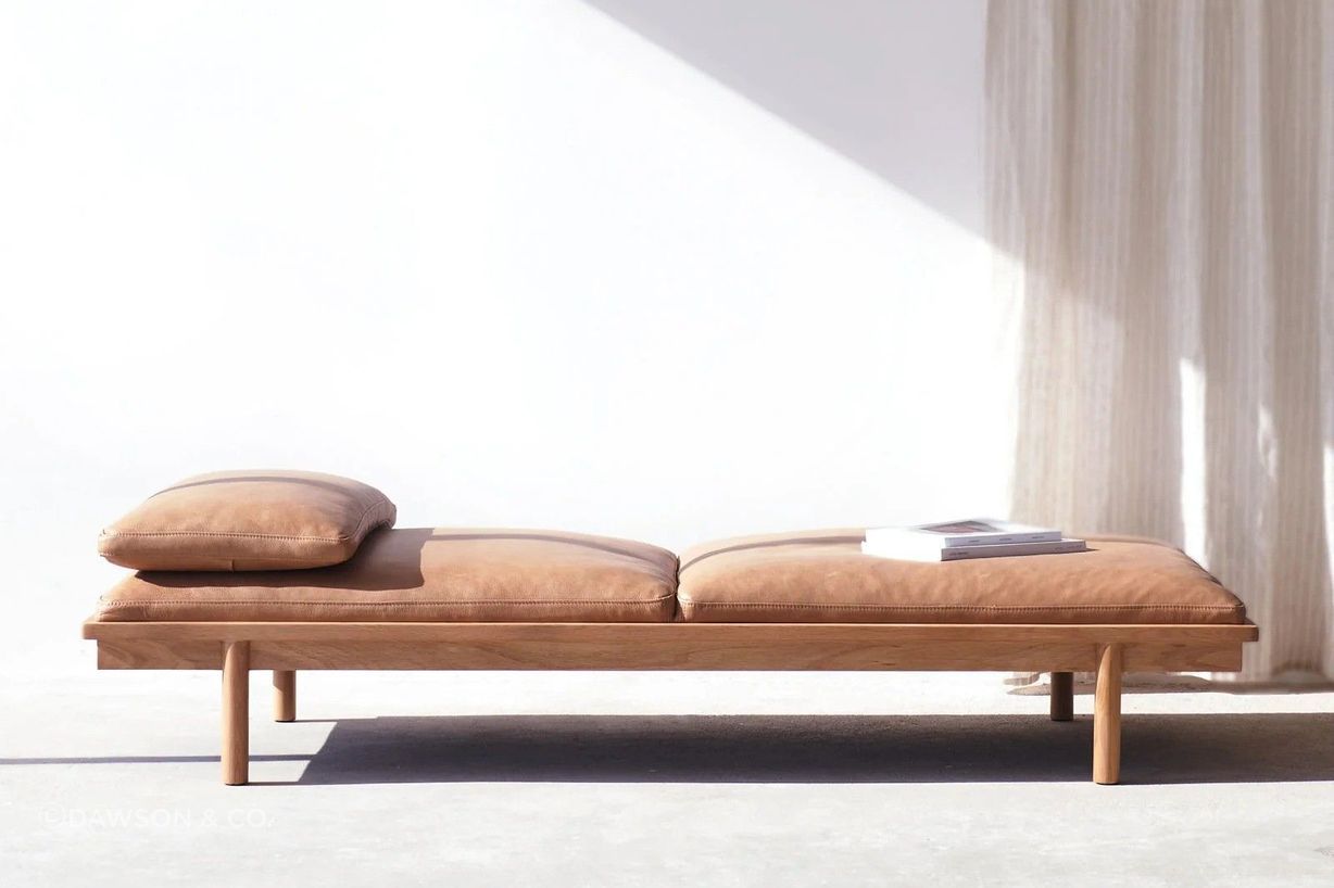 Pensive daybed for Tolv