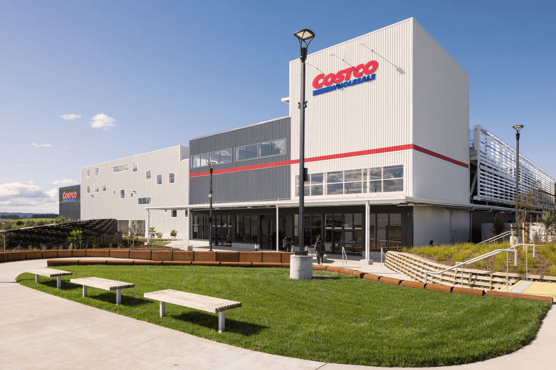Total Tactilez implements architectural safety solutions for Costco