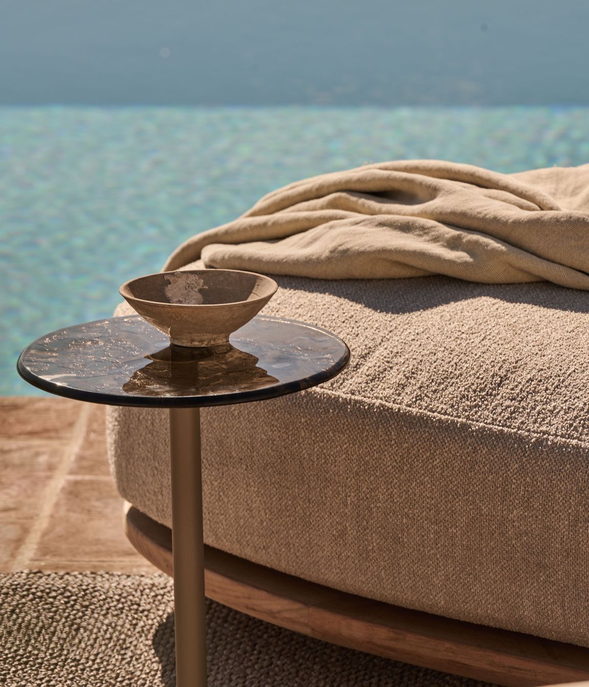 Mare side table by Marc Merckx