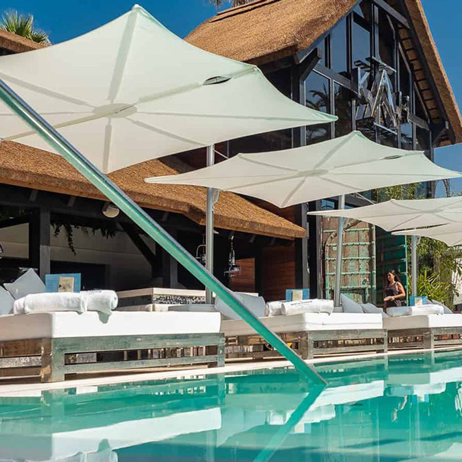 Unique shade design