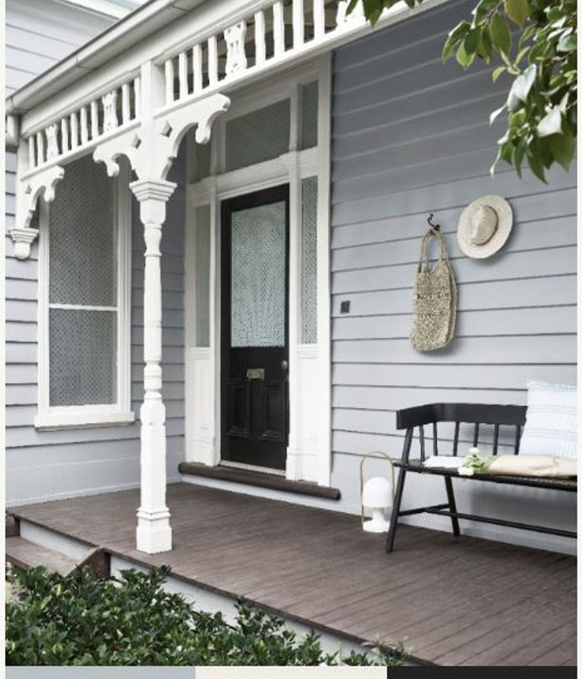 Changing the outdoor area – this is the perfect time to paint!