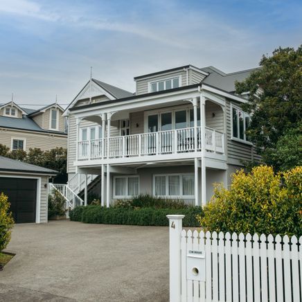 Avoid a budget blowout with these 3 tips from a renovation expert