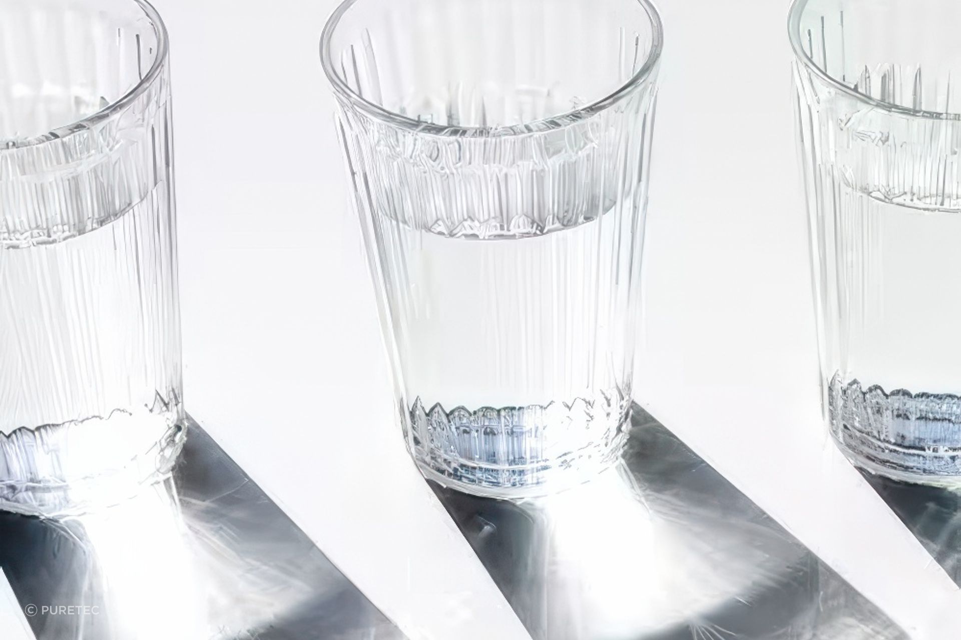 Why-is-water-important-for-our-bodies-gigapixel-high-fidelity-v2-1000h.jpeg