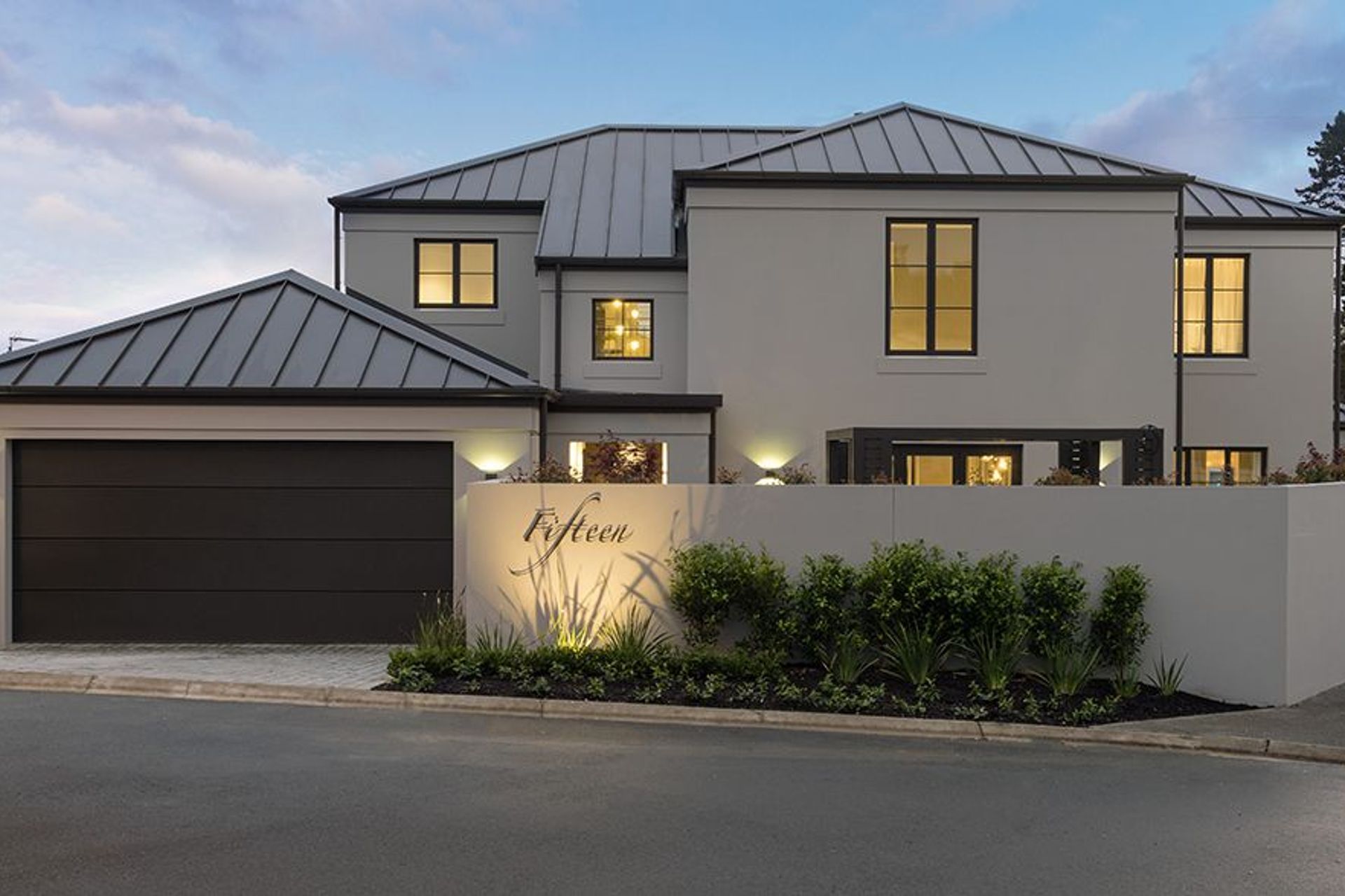 The XTHERM™ Blue insulated plaster façade system has been developed as an external 'out'sulation product, working in concert with in-wall insulation to create a complete thermal envelope for your home.