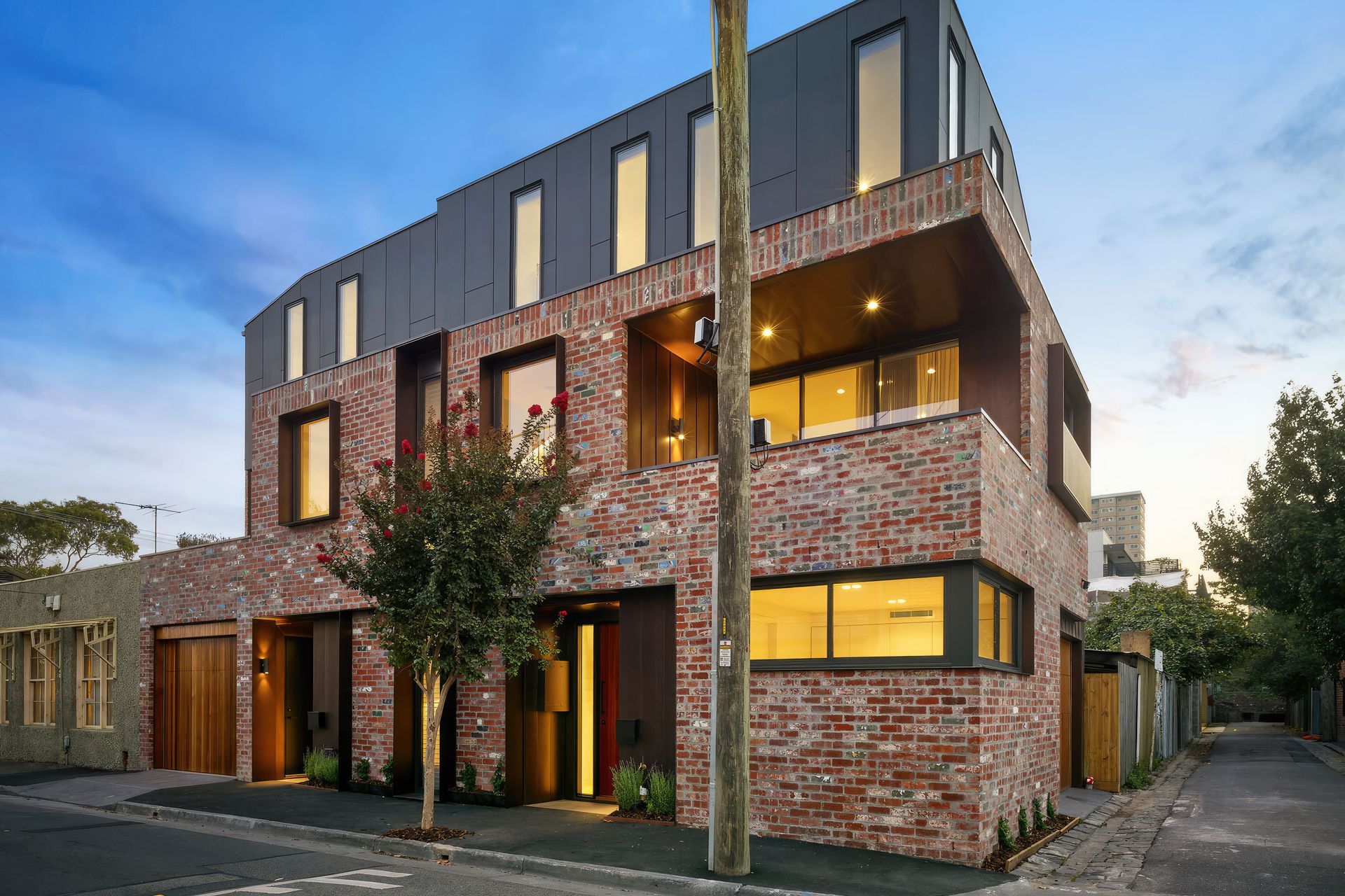 Aluminium can provide a modern alternative to other traditional materials.