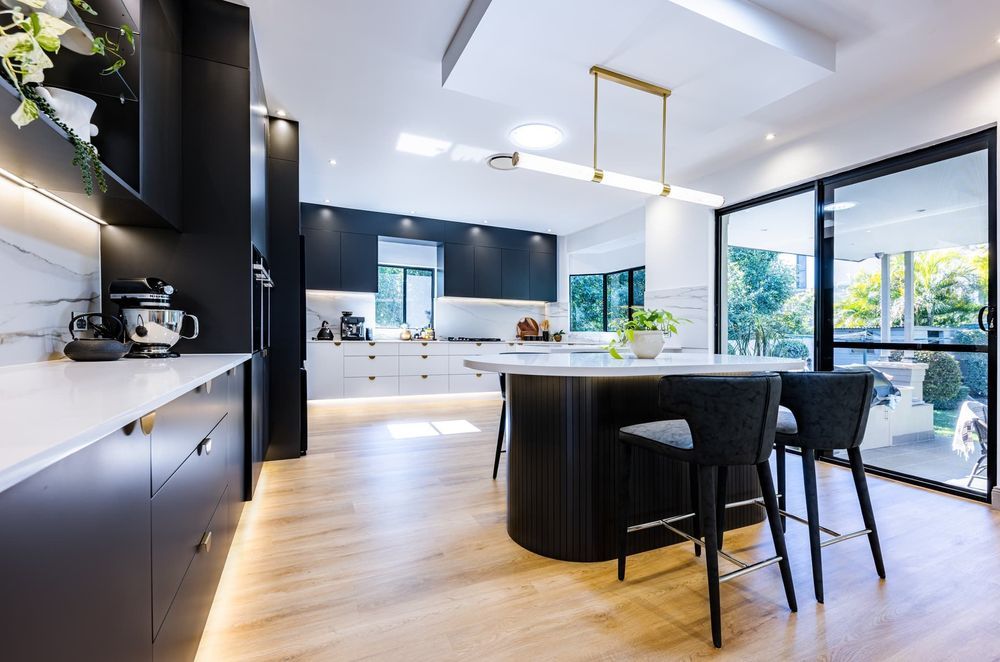 How To Achieve A Luxury Kitchen Look Within Your Budget?