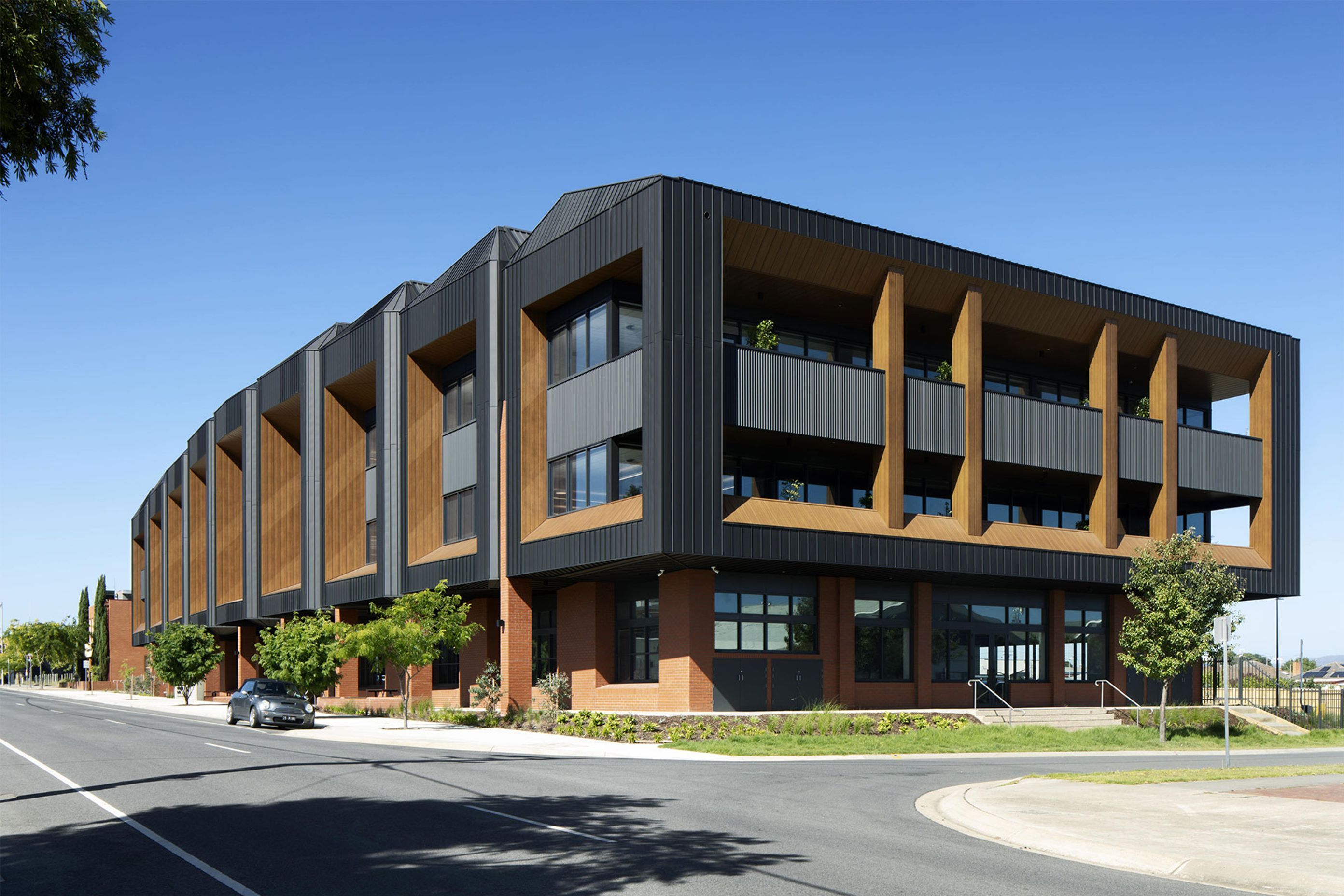 Ashwood Grove using UniCote LUX