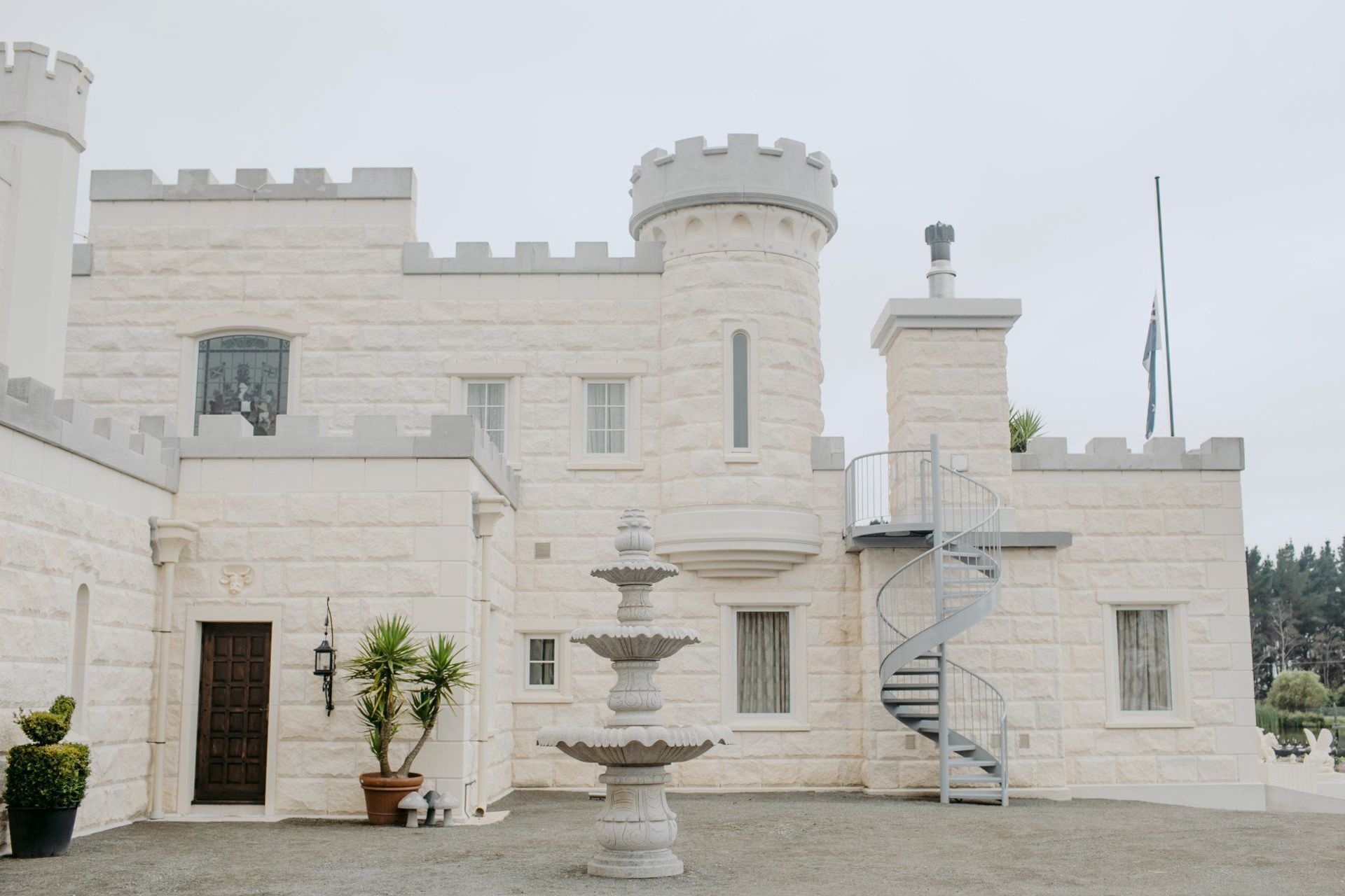 Oamaru Stone - New Zealand’s Limestone since 1900