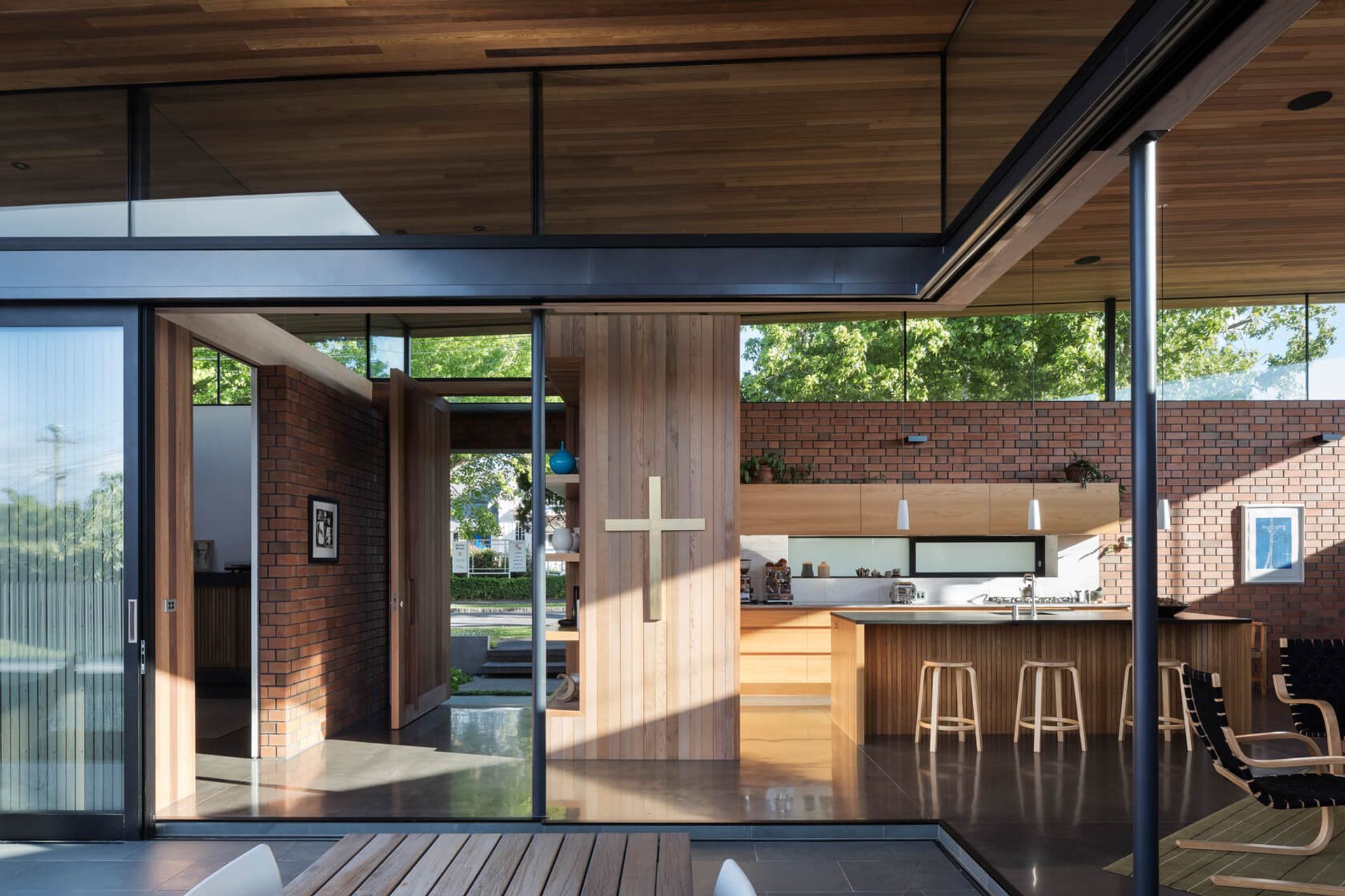 Courtyard House by Guy Tarrant Architects