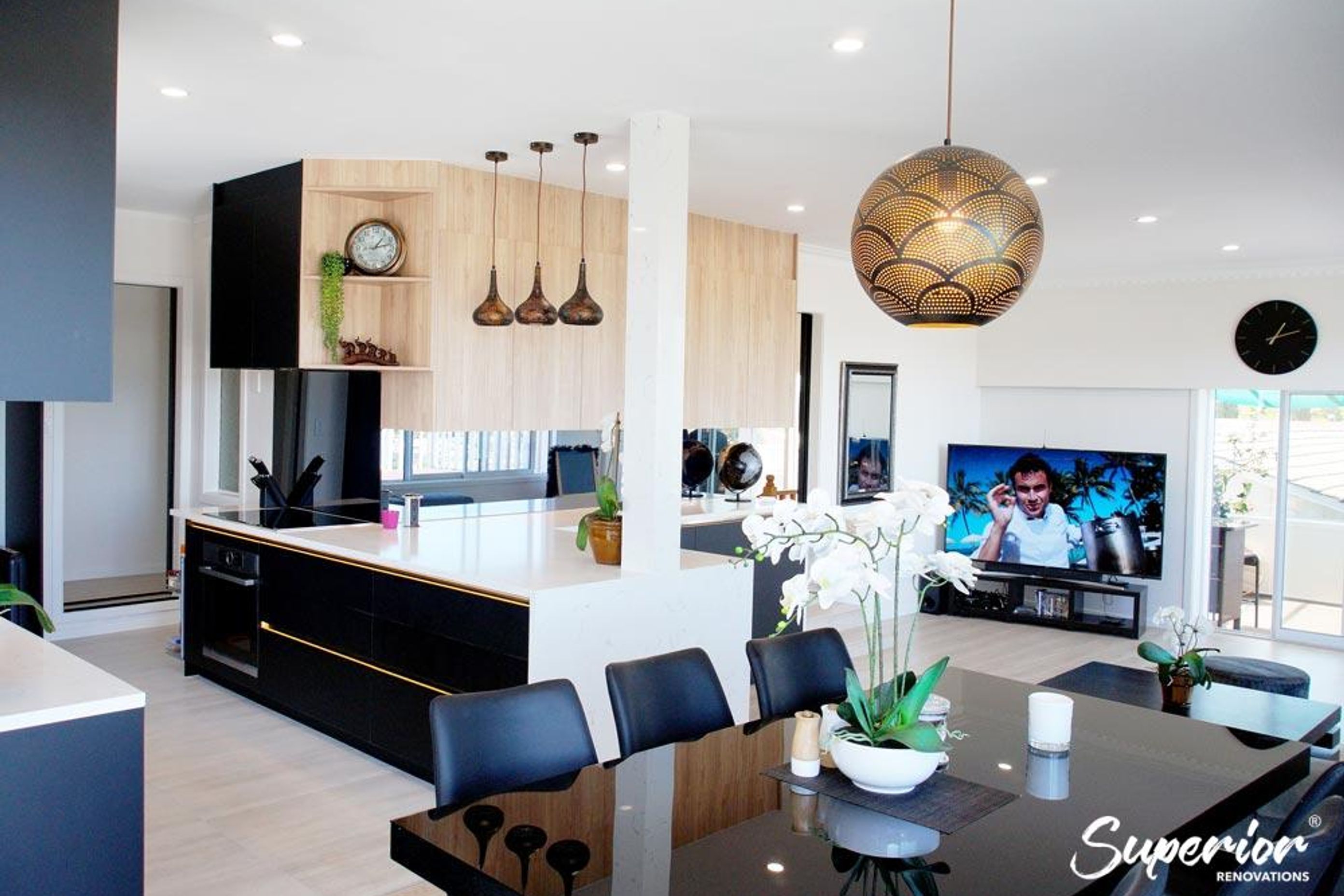 Open vs Closed Kitchens: What are the Differences? A Kitchen Designer's Perspective