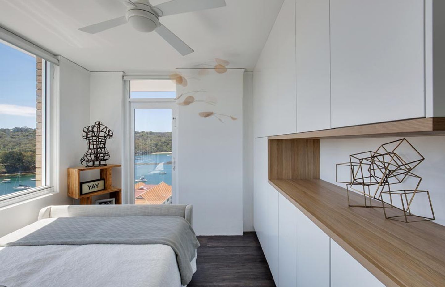 Custom Designed Built-Ins and Walk-In Wardobes