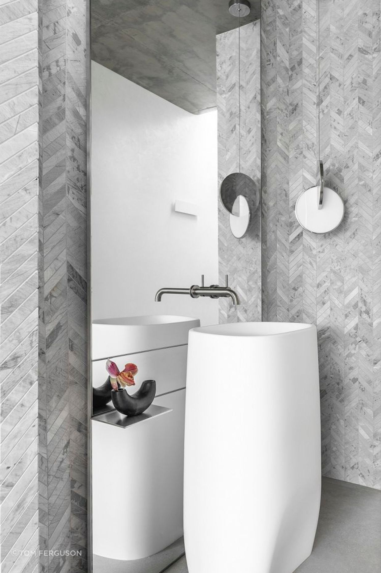 Artesserae Chevron in Elba with Agape Pear C Pedestal Basin. Jewel House by Stafford Architecture.