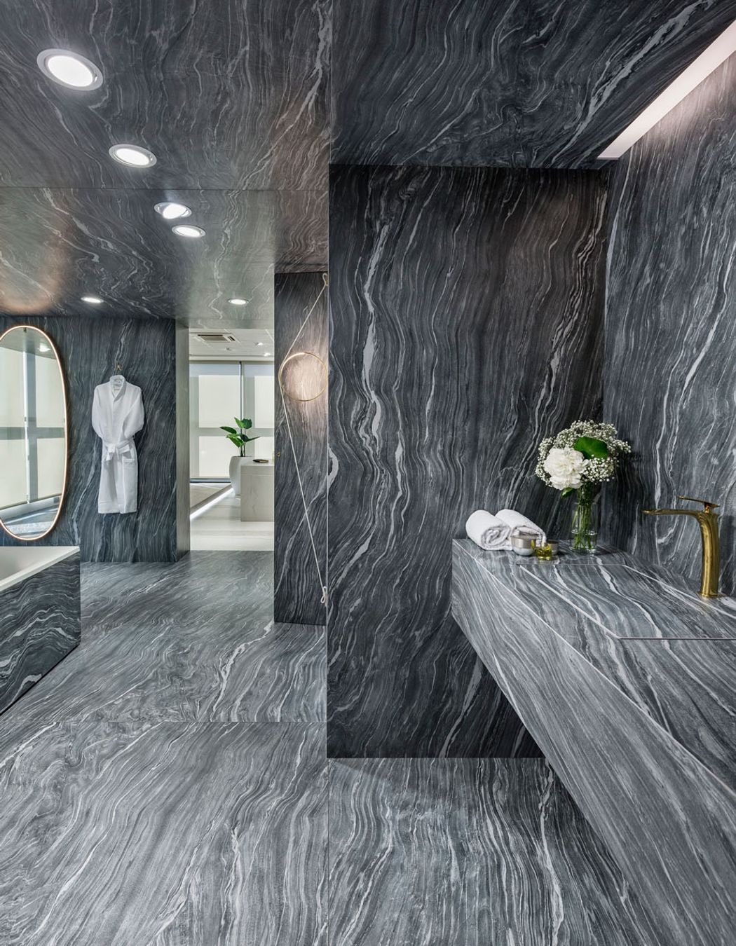 How can you decorate white bathrooms? A few tips you can use