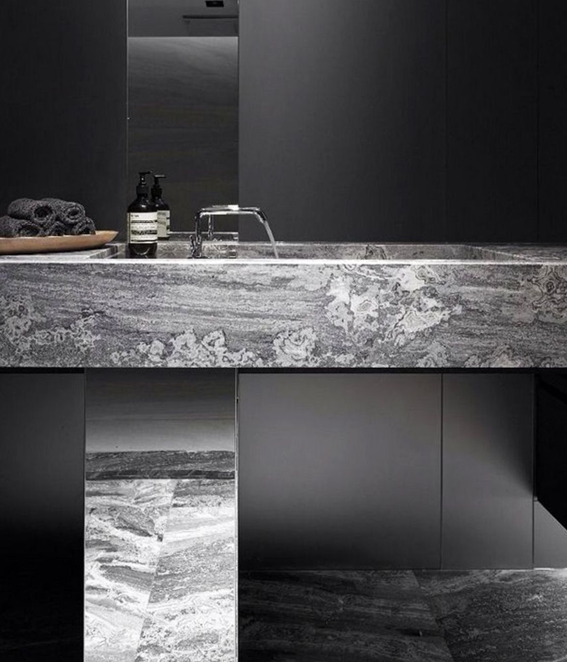 Marble finishes comes in light and dark tones.