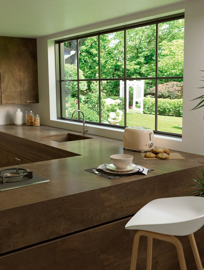 Industrial style kitchens: The metallic beauty that endures