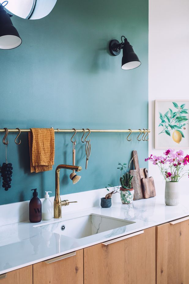 What is color blocking?