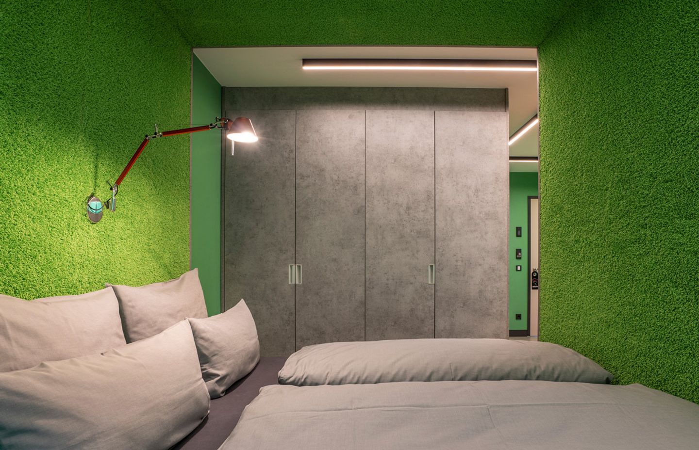 What is color blocking?