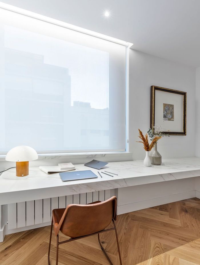 Motivating office workspaces