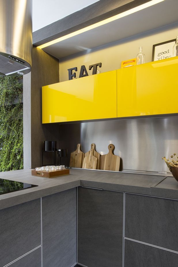 What is color blocking?