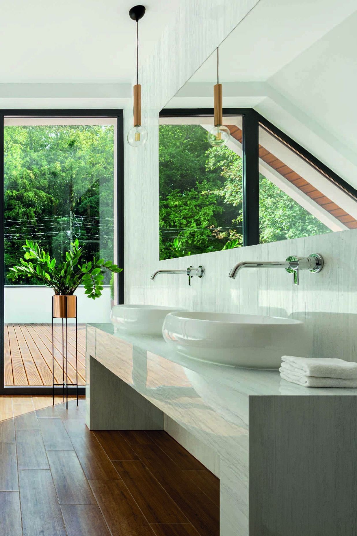 The keys to a bathroom boasting nature