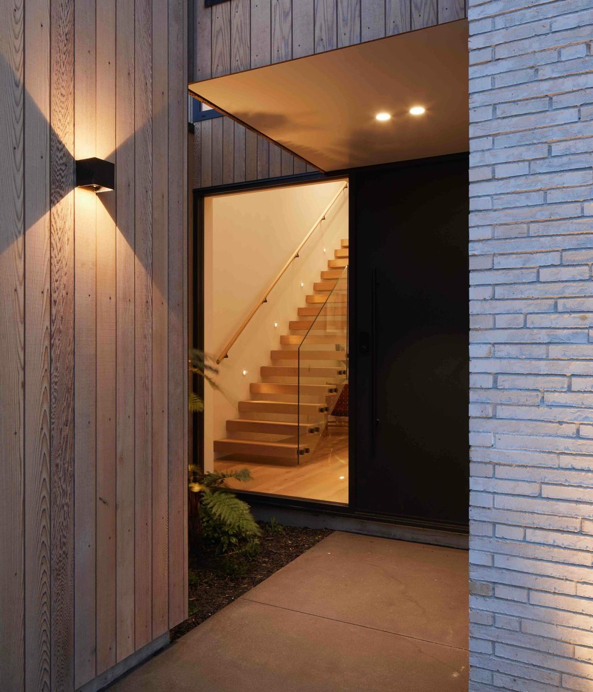 entry-night2-1-scaled.jpg