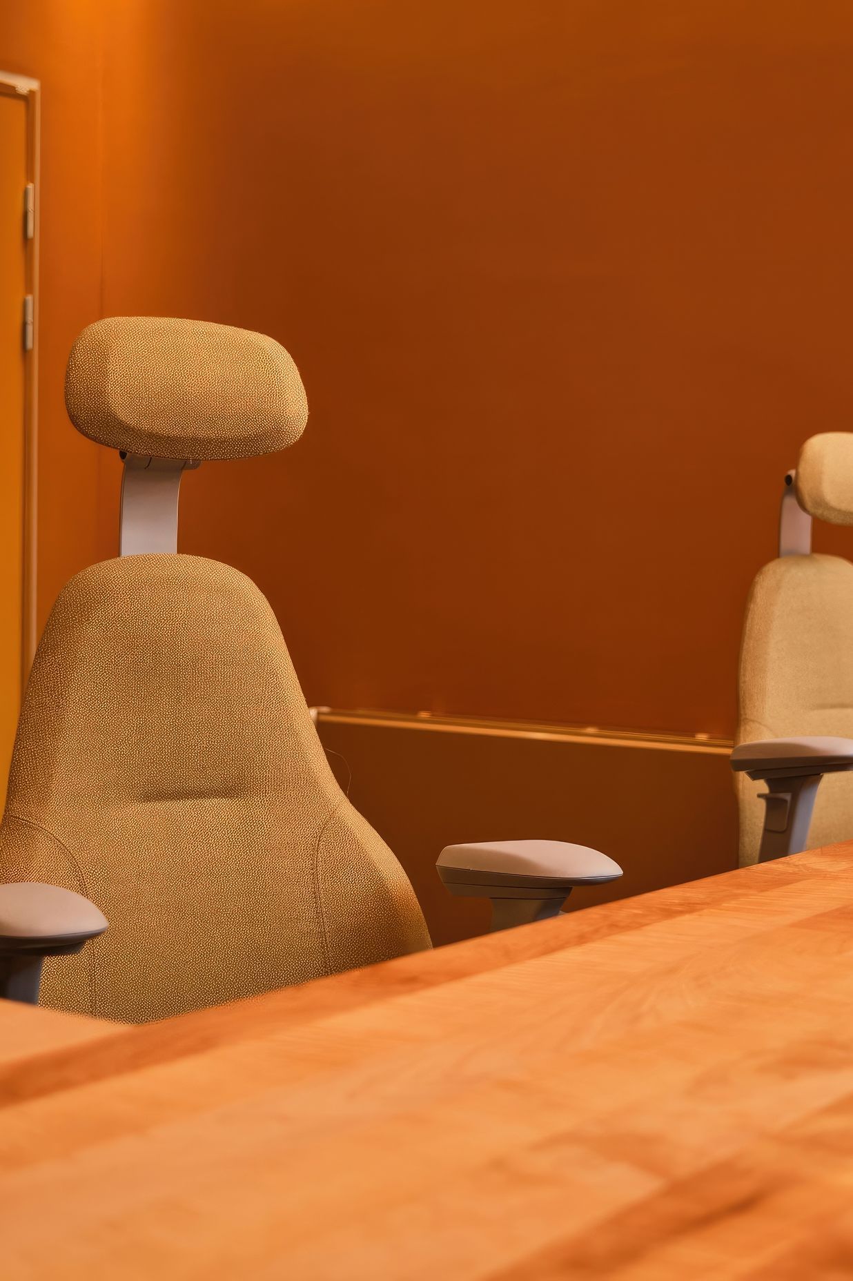 The selected chairs are designed with a high proportion of recycled content, contributing to a circular economy and reducing the environmental impact of the hospital's interior furnishings. | Featured RH Mereo 220