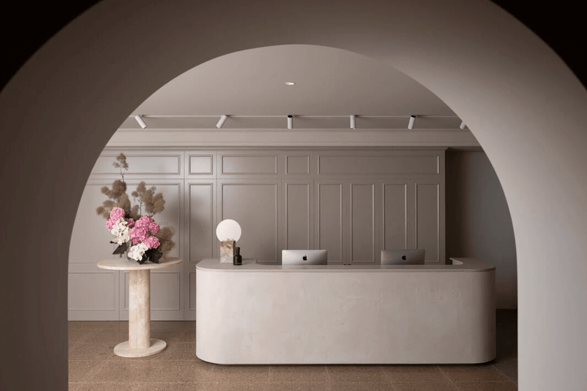 Kirsten Fischer Eyebrows by Esoteriko Interior Architecture | Photography by Felix Forest