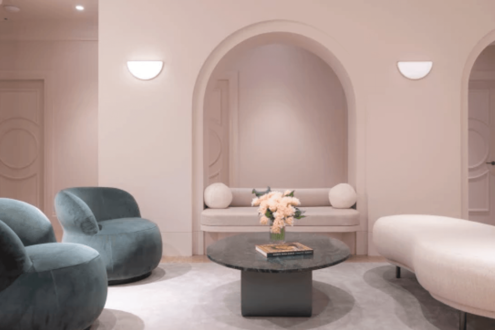 Kirsten Fischer Eyebrows by Esoteriko Interior Architecture | Photography by Felix Forest