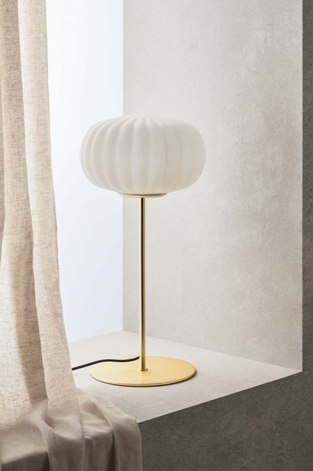 LightCo - Hup Table Lamp by Aromas Del Campo