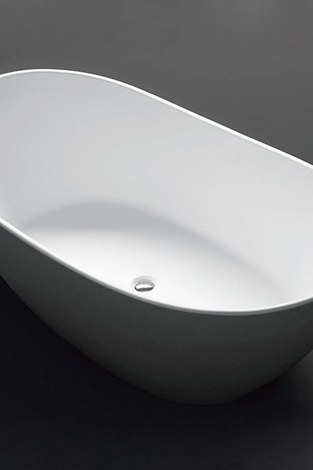 Vanguard Design - Pisa Artstone Matte White Freestanding Bath