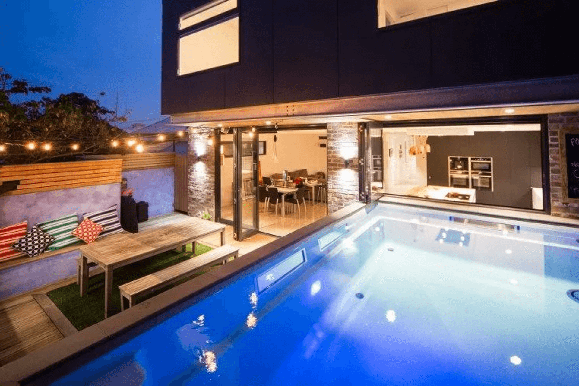 How to Select the Best Small Swimming Pool in Melbourne