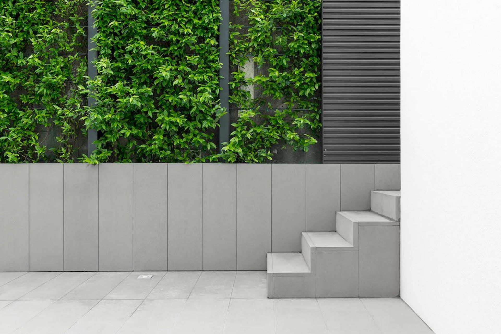 Transform An Ugly Exterior Wall Into A Feature