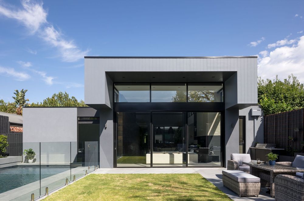 Camberwell One by Kirsten Johnstone Architecture | Photography by Tatjana Plitt