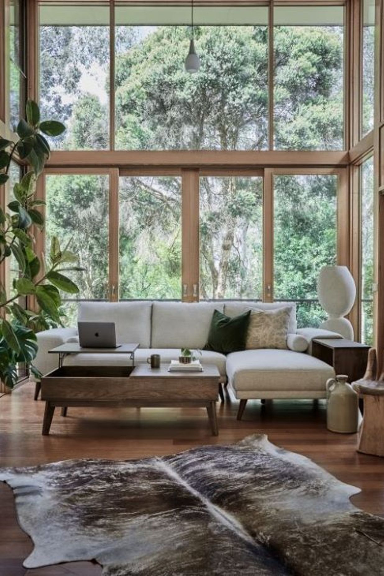 Top 5 Reasons To Buy From Online Furniture Stores