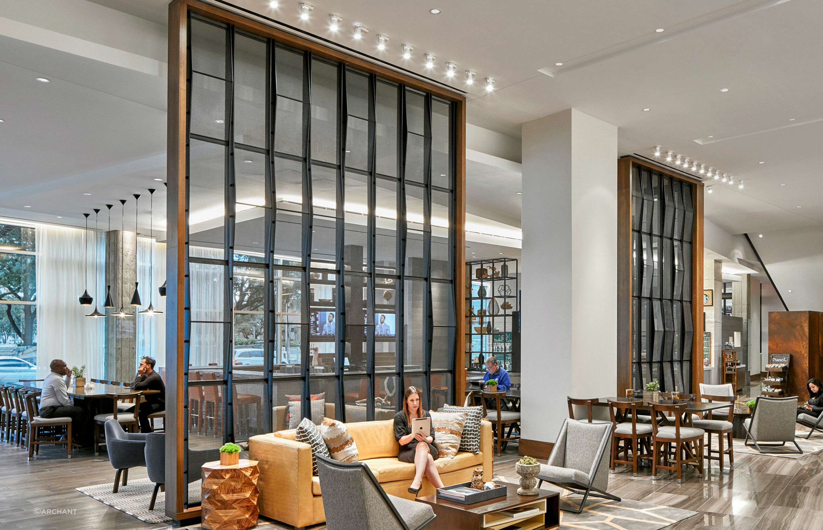 hyatt-regency-houston-galleria1512059613-scaled.jpg