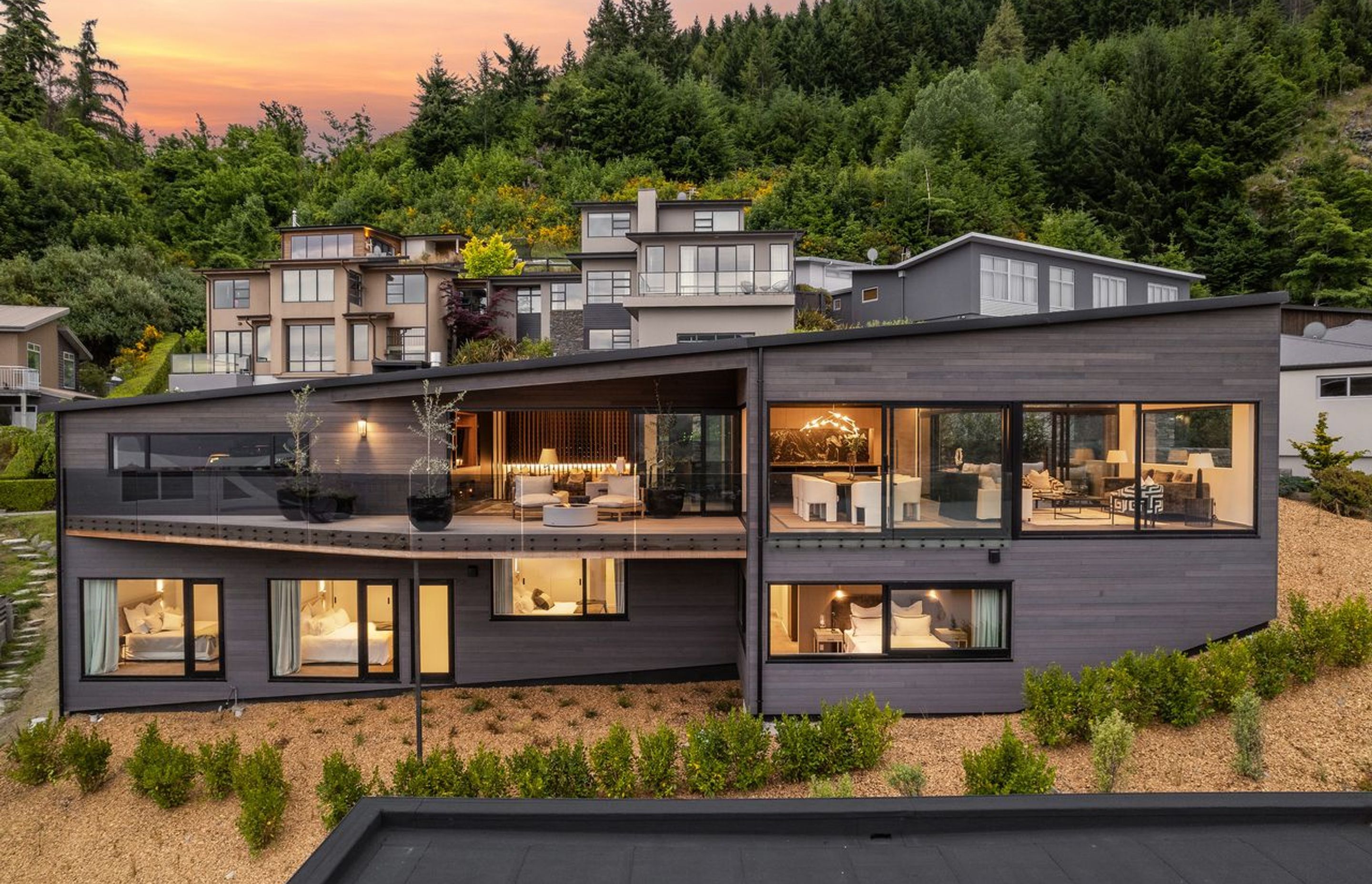 Contemporary New Zealand Home Overlooking the Country’s Longest Lake Lists for NZ$4.5 Million