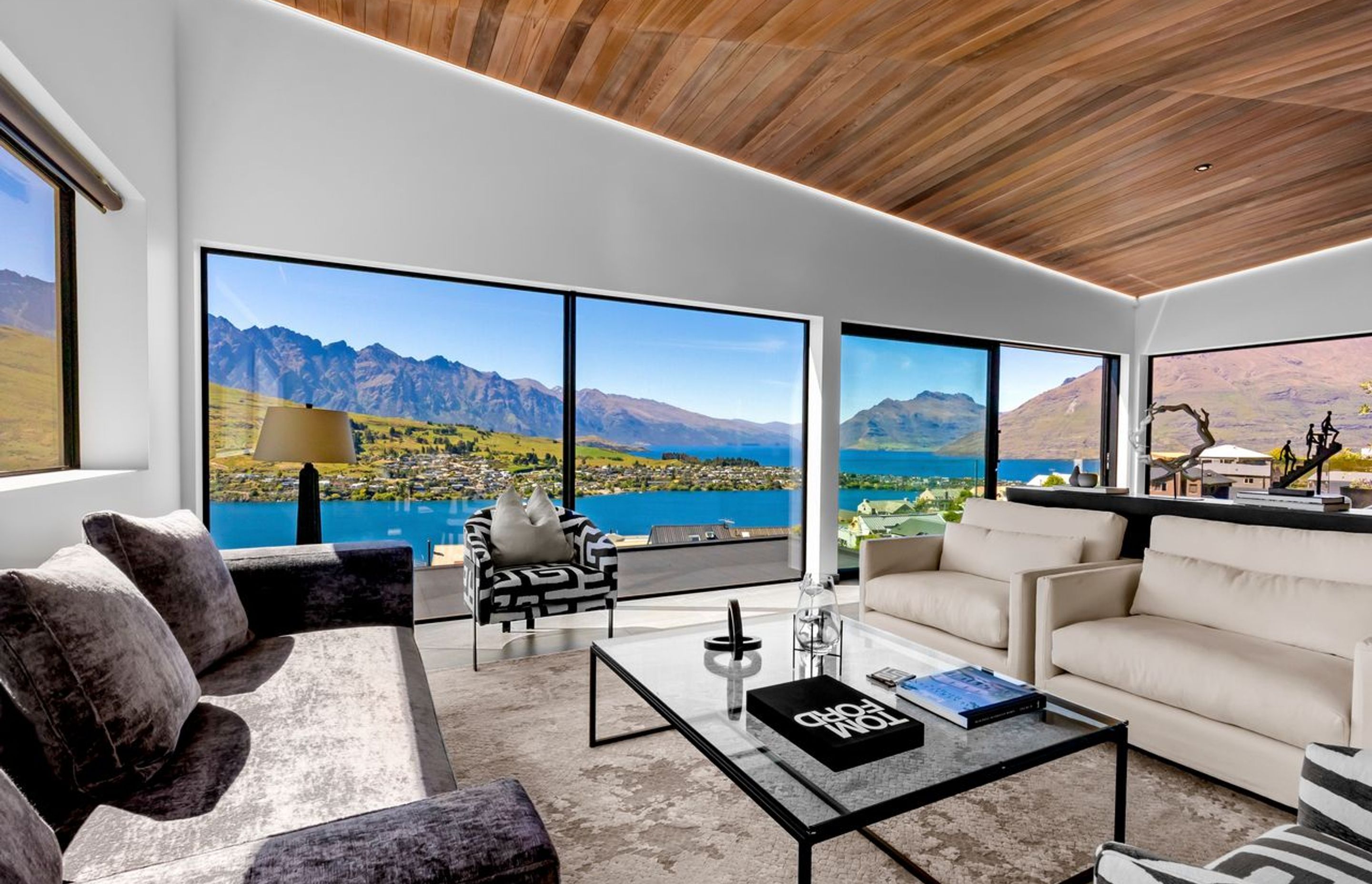 Contemporary New Zealand Home Overlooking the Country’s Longest Lake Lists for NZ$4.5 Million