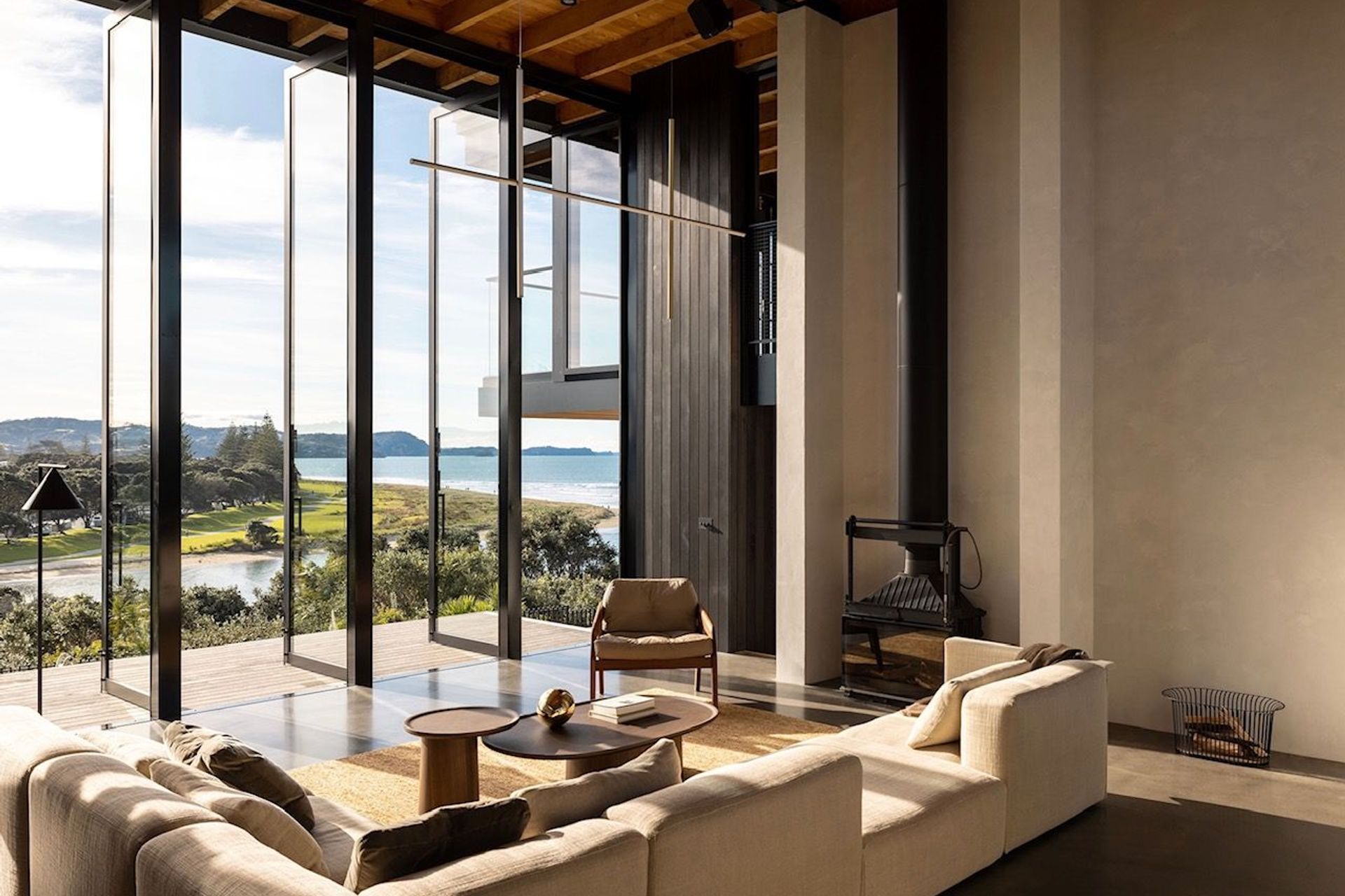 The Suave Two-Tone in Tilt Slab Light and Misty White effortlessly complements the other finishes in this Red Beach home.