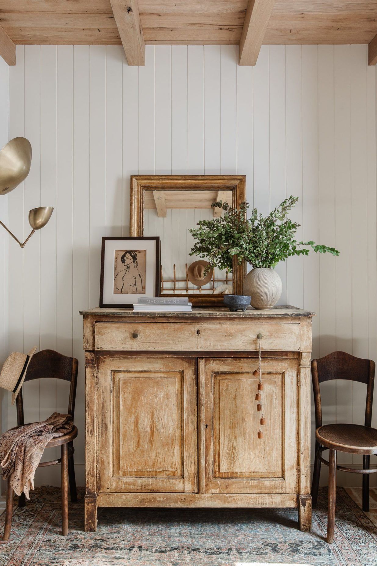 Make An Entrance: 5 Key Steps To Styling Your Entryway