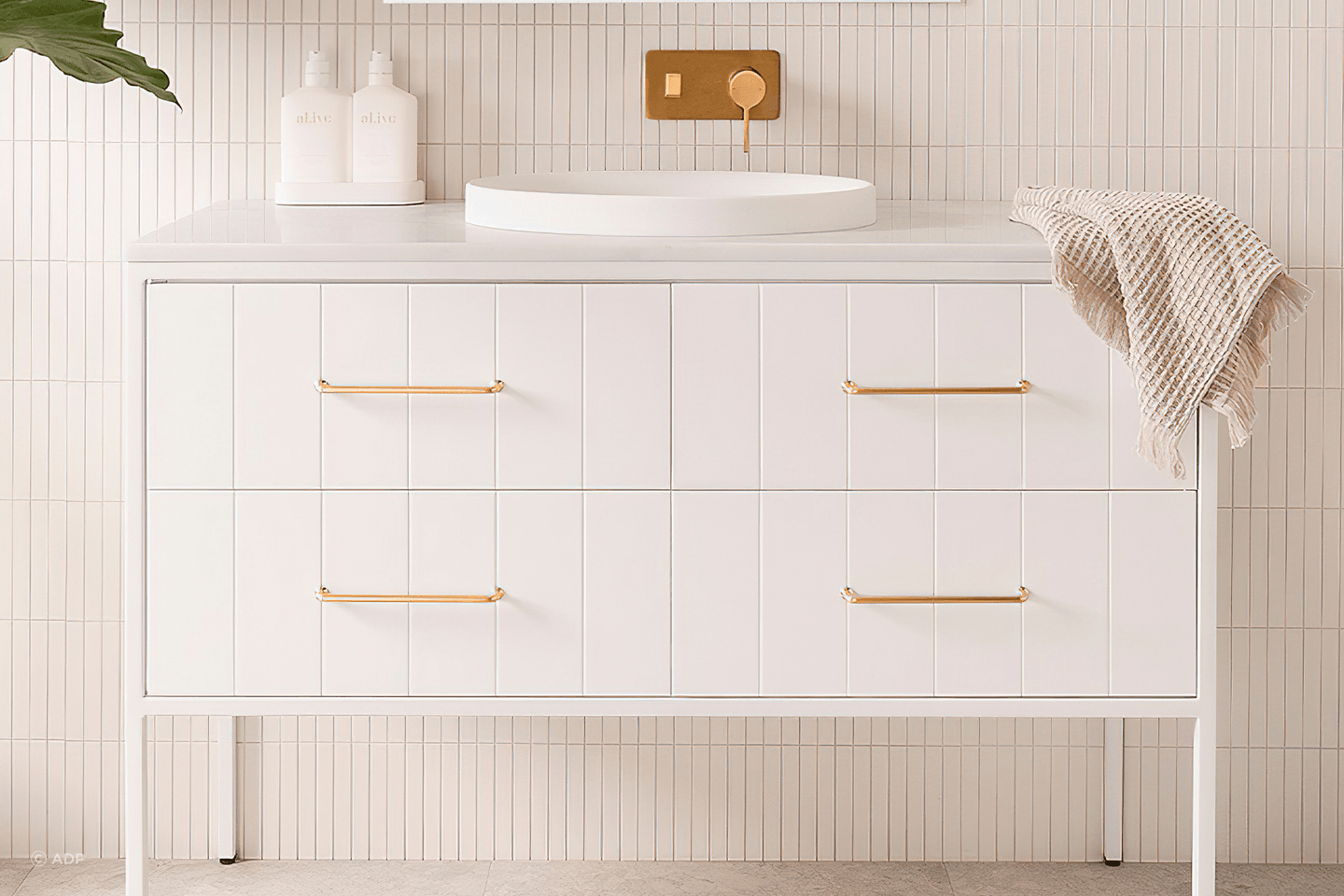Four nicely finished drawers offering ample storage space
