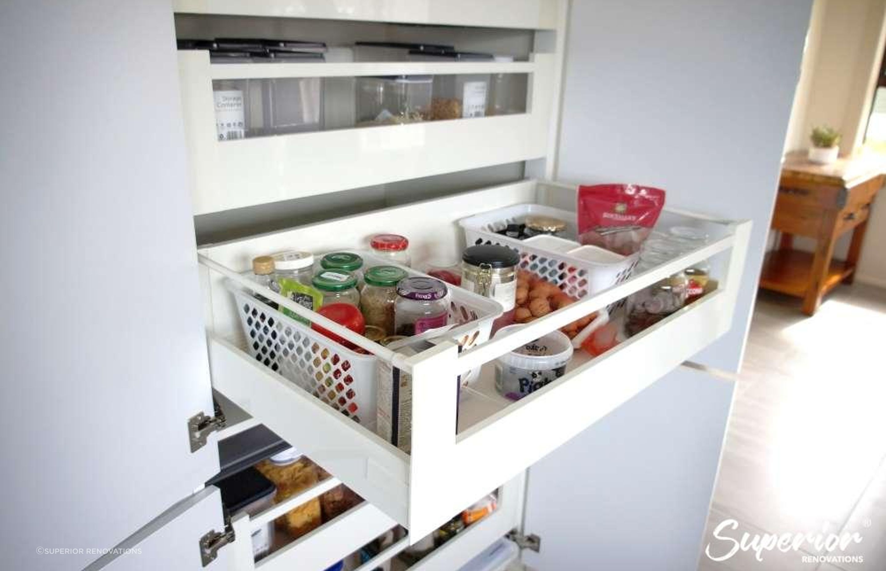 Example of creating a smart storage solution in kitchen pantry