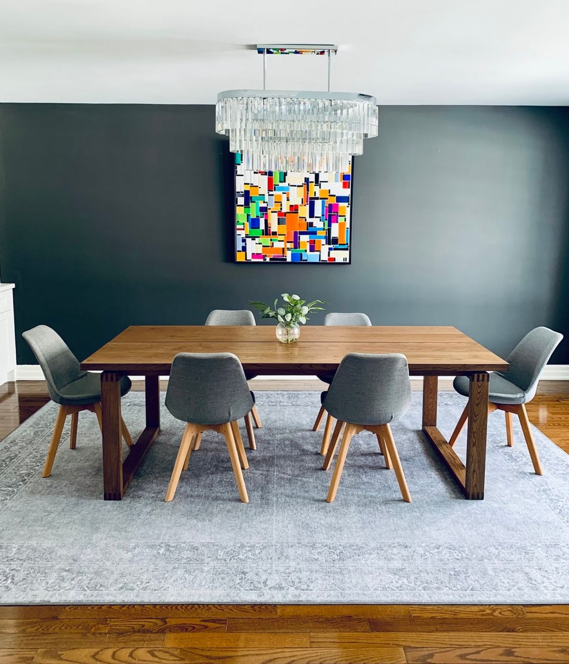 Example of seating in dining area | Photo Credit - Unsplash